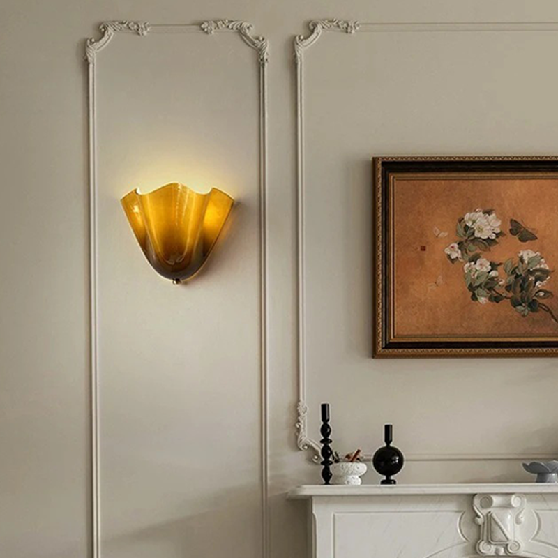 Traditional French Iron Glass Petal 2-Light Wall Sconce Lamp For Living Room